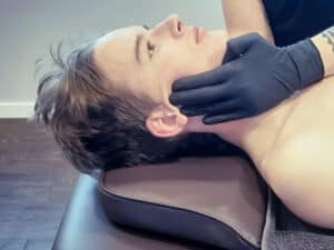 Physiotherapeutische Behandlung des Kiefers